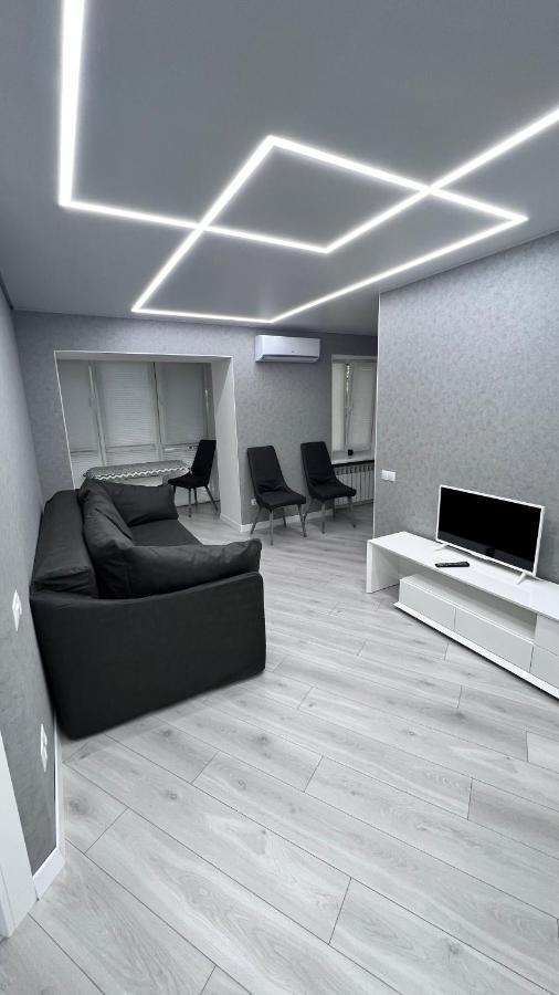 Apartamento Modern Gagarina Avenue Dnipro Exterior foto
