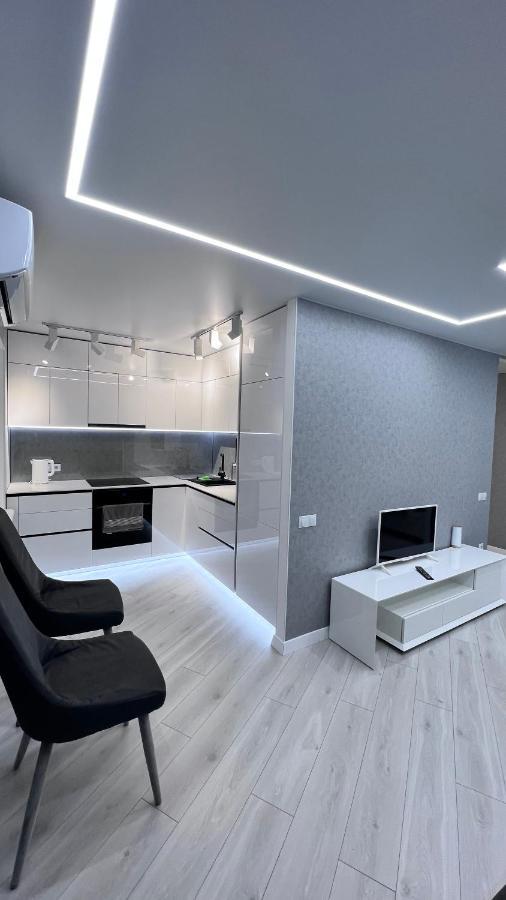 Apartamento Modern Gagarina Avenue Dnipro Exterior foto