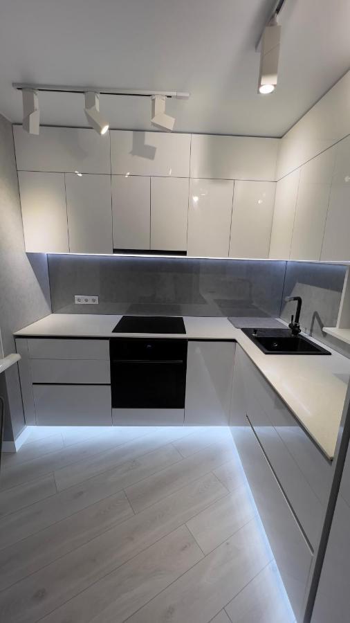 Apartamento Modern Gagarina Avenue Dnipro Exterior foto