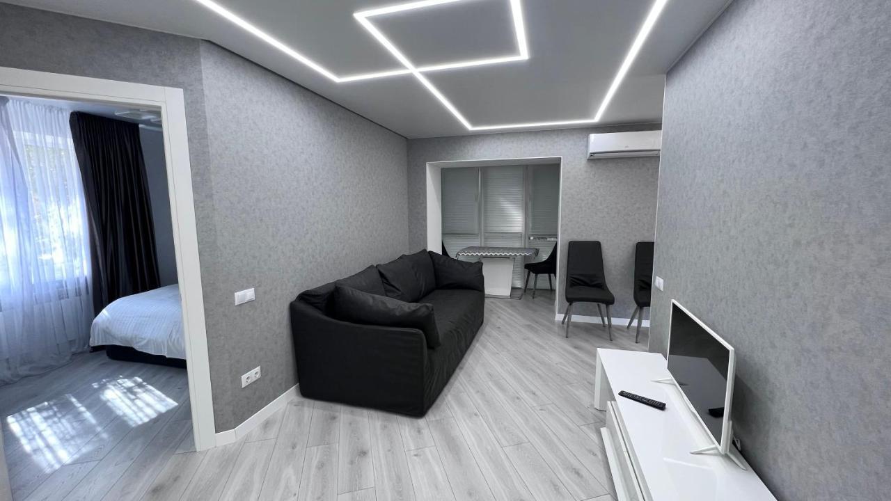 Apartamento Modern Gagarina Avenue Dnipro Exterior foto